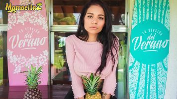 يقوم هذا الرجل الموهوب الذي تحبه الفتاة السمراء بلعق حلمتيها. مع Mila Garcia
